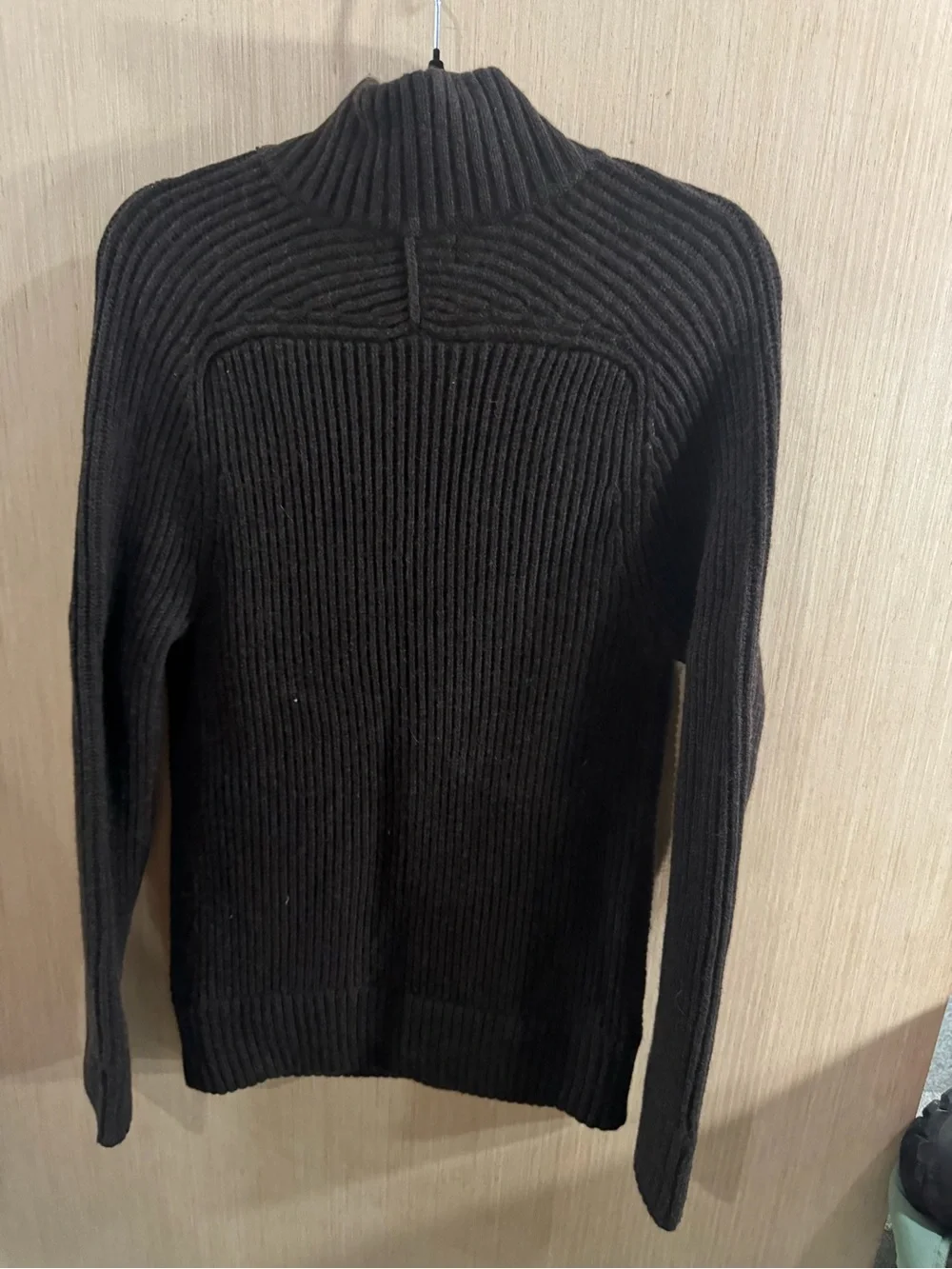 Mens Banana Republic Wool Blend Dark Brown Button Ribbed Sweater Size Small